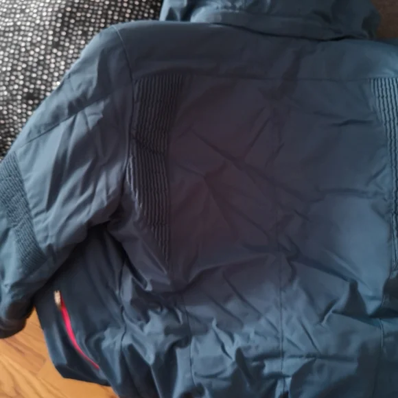 Ski jacket - Picture 4 of 16